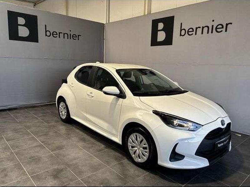Occasion 2023 Toyota Yaris Hybrid Berline | 18 980 € (Bon prix) - Image 1/1