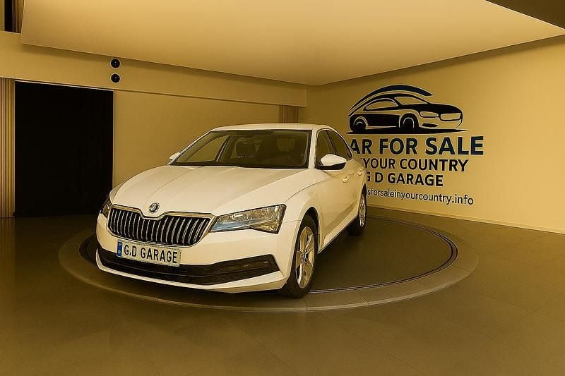 Blanc verni Utilisé 2021 Skoda Superb | 13 800 € - Image 1/1