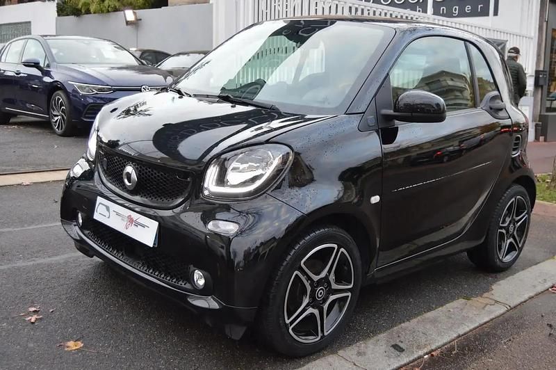Noir Utilisé 2020 Smart ForTwo Electric Drive Prime Berline | 12 990 € - Image 1/4