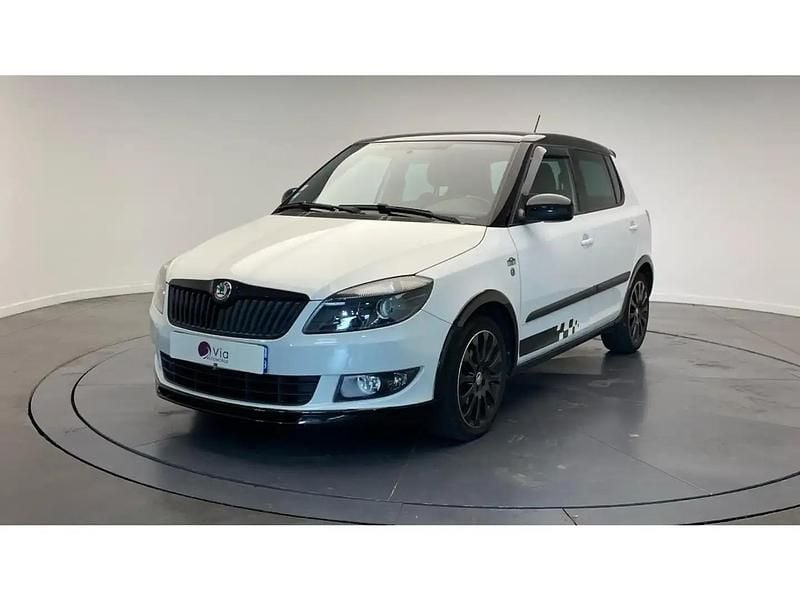 Blanc Utilisé 2014 Skoda Fabia Monte Carlo Coupé | 8 990 € - Image 1/4
