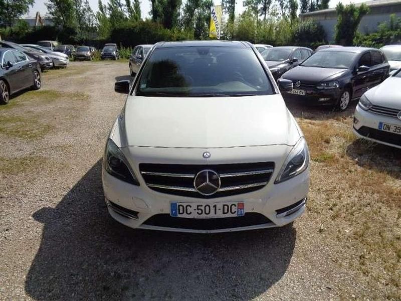 Occasion Mercedes B200 137 ch (100 kW) 2014 Blanc Monospace