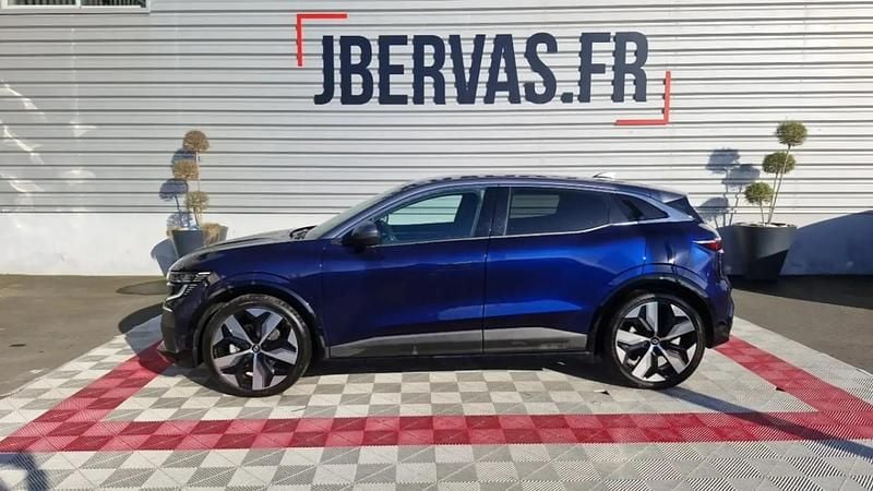 Occasion Renault Megane E-Tech Techno 161 kW (220 ch) 2022 Bleu Berline