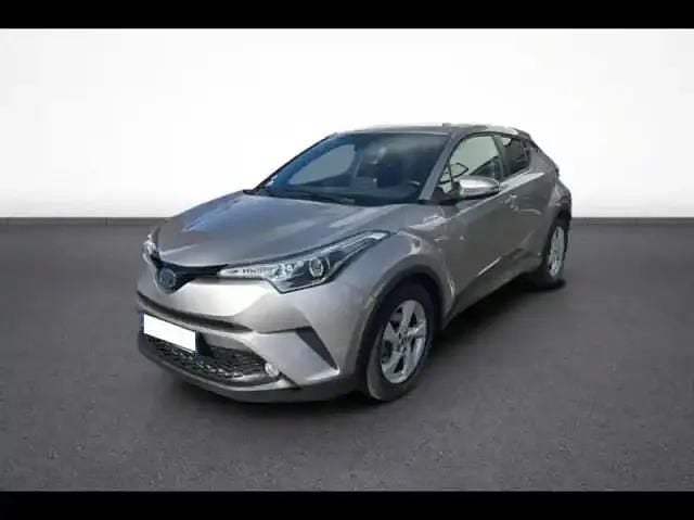 Occasion Toyota C-HR 122 ch (89 kW) 2019 Gris platinium SUV