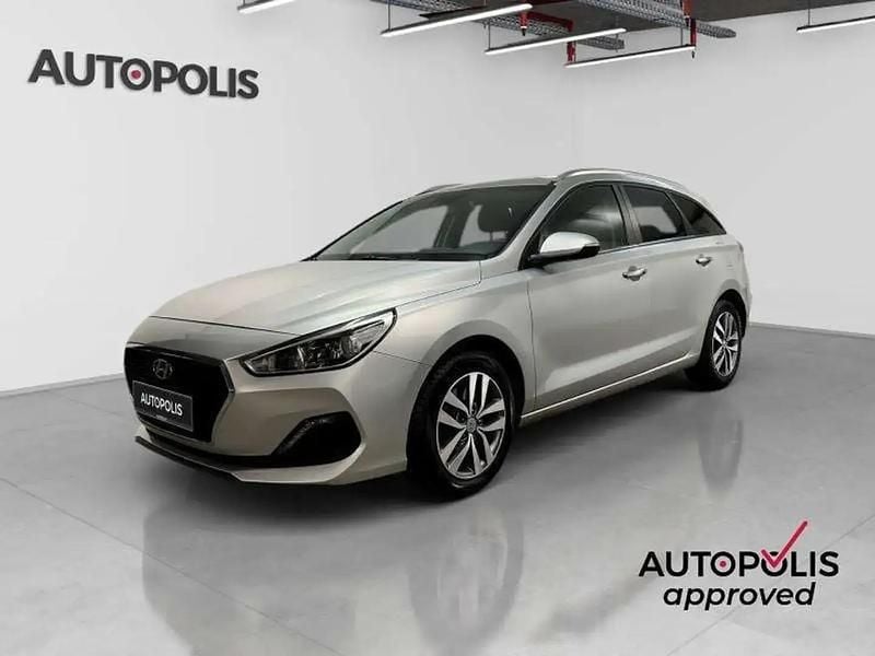Gris Utilisé 2019 Hyundai i30 Break | 13 990 € (Prix juste) - Image 1/4