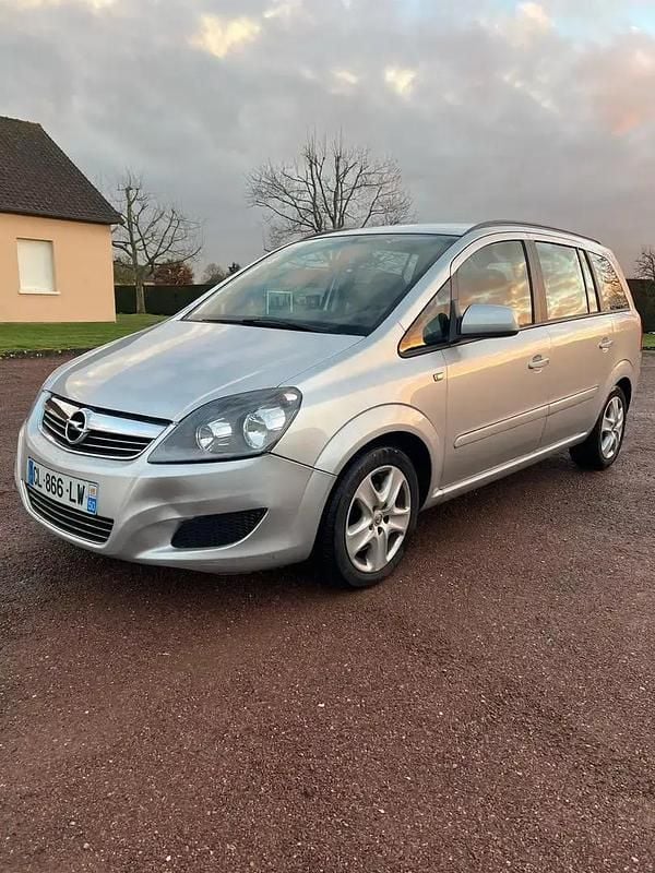 Occasion 2012 Opel Zafira Edition Monospace | 3 290 € - Image 1/4