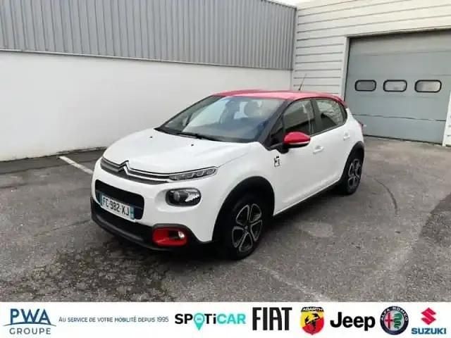 Blanc banquise rouge aden Occasion 2018 Citroën C3 PureTech Berline | 9 490 € (Prix assez cher) - Image 1/4