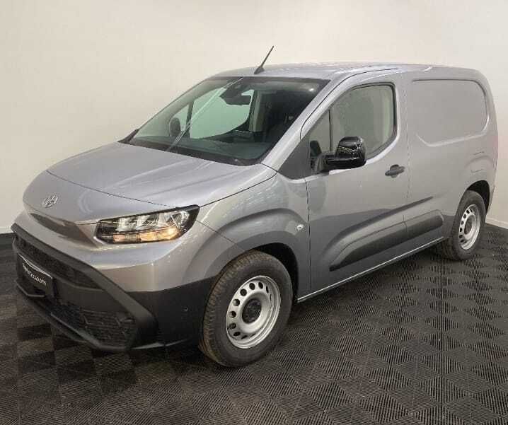Gris Utilisé 2024 Toyota Proace Van | 22 800 € - Image 1/4