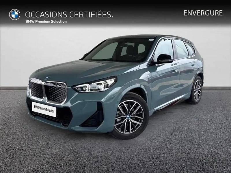 Vert Utilisé 2024 BMW iX1 M Sport SUV | 40 990 € (Prix juste) - Image 1/4