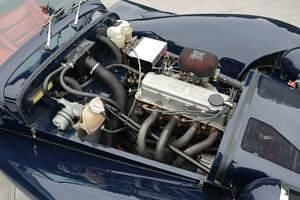 Image 4/4