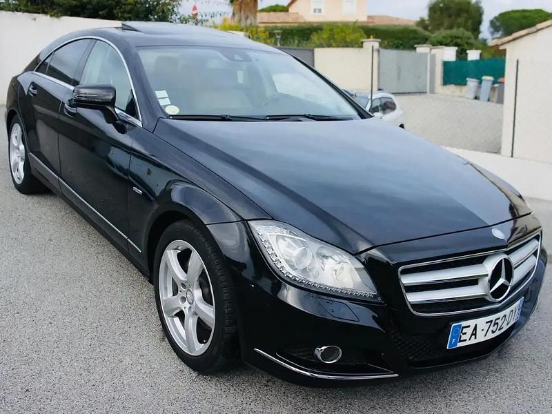 Noir Utilisé 2012 Mercedes CLS250 Berline | 19 900 € - Image 1/4