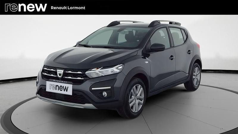 Gris Utilisé 2022 Dacia Sandero Comfort Citadine | 13 880 € (Prix juste) - Image 1/4