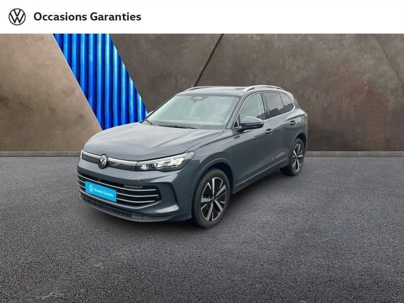 Gris Utilisé 2024 VW Tiguan Elegance SUV | 39 990 € (Prix assez cher) - Image 1/4