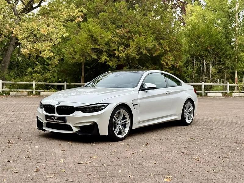 Blanc Utilisé 2018 BMW M4 Coupé | 57 990 € (Bon prix) - Image 1/4