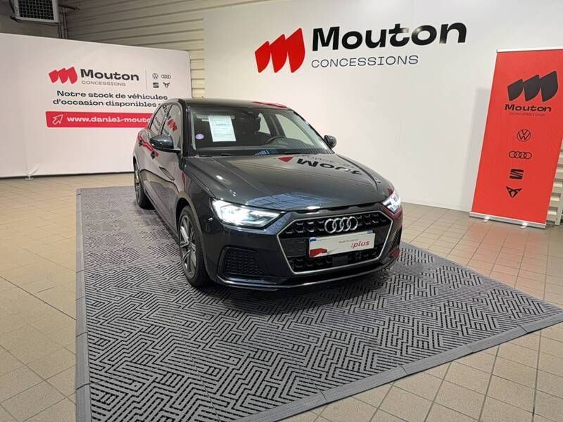 Gris Utilisé 2024 Audi A1 Sportback Sport Citadine | 28 290 € (Prix juste) - Image 1/3