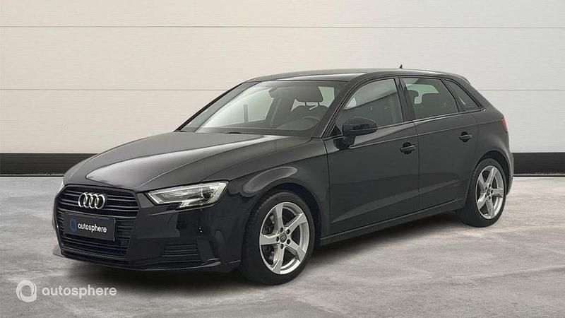 Noir Utilisé 2020 Audi A3 Sportback Berline | 24 799 € - Image 1/4