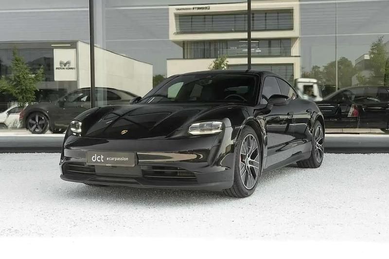 Noir Utilisé 2021 Porsche Taycan Berline | 55 900 € (Prix juste) - Image 1/4