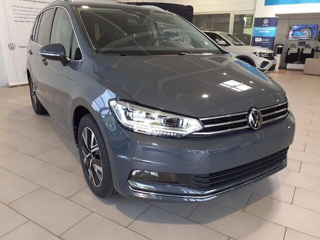 Gris Utilisé 2025 VW Touran Style Monospace | 49 490 € (Prix cher) - Image 1/4
