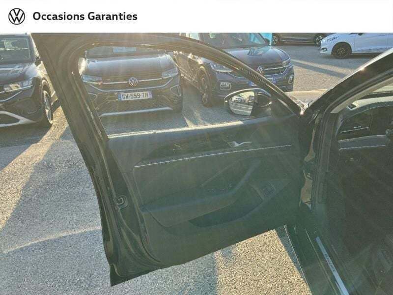 Image 2/4
