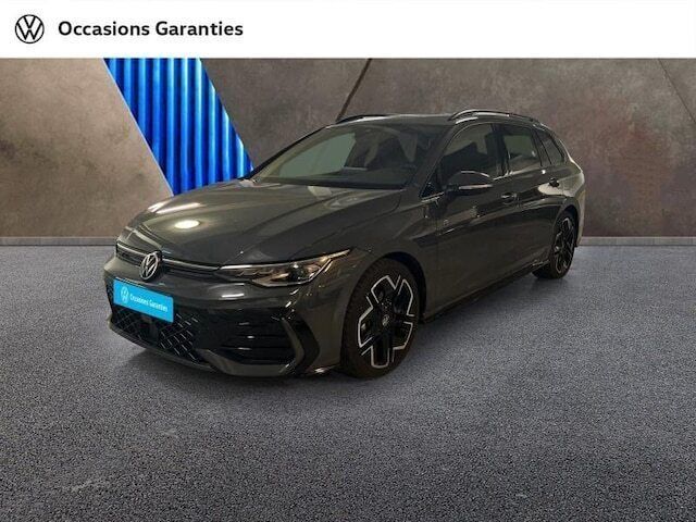 Utilisé 2024 VW Golf VIII R-line Break | 35 900 € (Prix assez cher) - Image 1/4