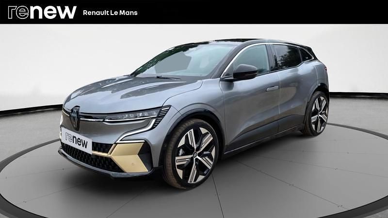 Gris Utilisé 2022 Renault Mégane Iconic Berline | 27 890 € (Prix assez cher) - Image 1/4
