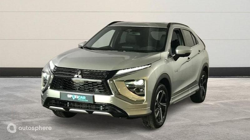 Gris Utilisé 2024 Mitsubishi Eclipse Intense SUV | 30 499 € - Image 1/4