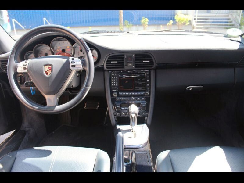 Image 2/4