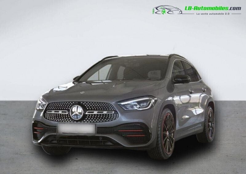 Utilisé 2020 Mercedes GLA200 SUV | 40 900 € (Prix cher) - Image 1/4