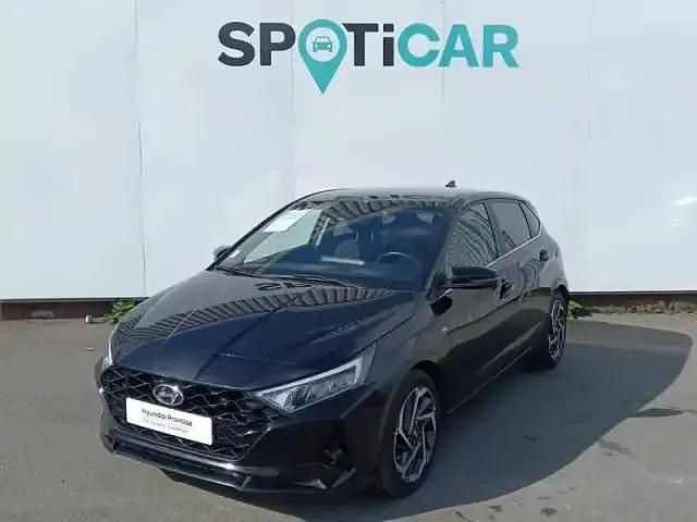 Phantom black Occasion 2023 Hyundai i20 Berline | 17 990 € (Prix juste) - Image 1/4