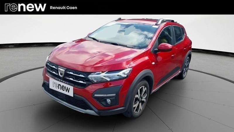 Rouge Utilisé 2021 Dacia Sandero Comfort Citadine | 13 690 € (Prix juste) - Image 1/4