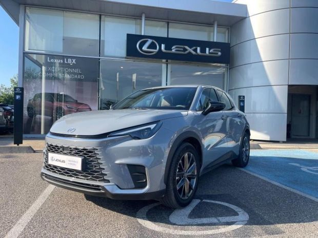 Gris Utilisé 2025 Lexus LBX SUV | 34 900 € (Prix juste) - Image 1/4