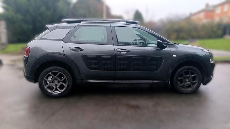 Occasion Citroën C4 Cactus Business Class 100 ch (73 kW) 2016 Gris Citadine