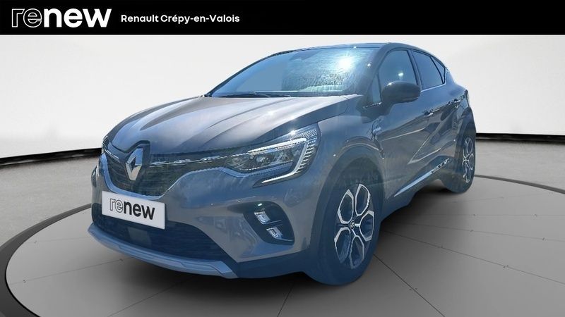 Gris Utilisé 2022 Renault Captur Techno SUV | 20 990 € (Prix assez cher) - Image 1/4