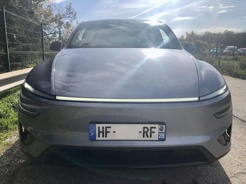 Occasion Tesla Model Y Performance 378 kW (515 ch) 2025 Gris SUV
