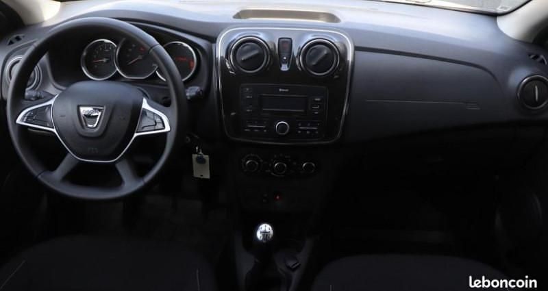 Image 3/4