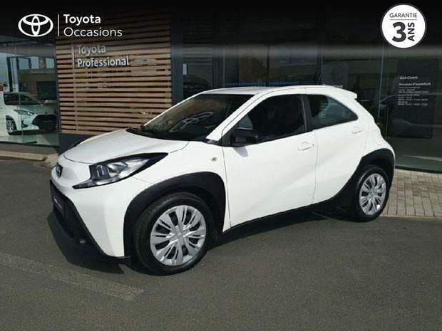 Blanc Utilisé 2022 Toyota Aygo Citadine | 13 490 € (Prix juste) - Image 1/4