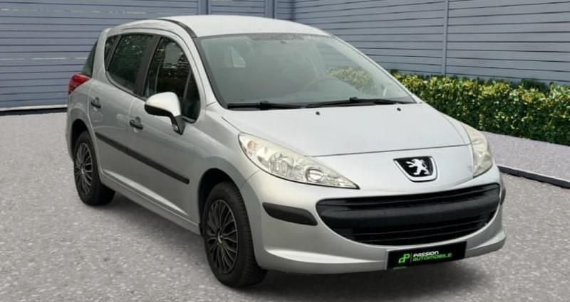 Gris Utilisé 2009 Peugeot 207 Break | 3 990 € (Prix juste) - Image 1/4
