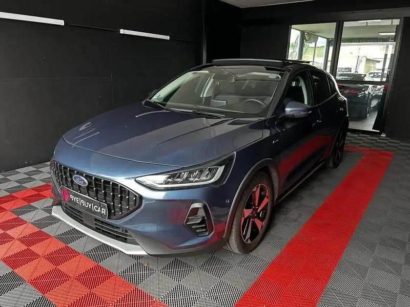 Bleu Utilisé 2023 Ford Focus Berline | 19 990 € (Super prix) - Image 1/4