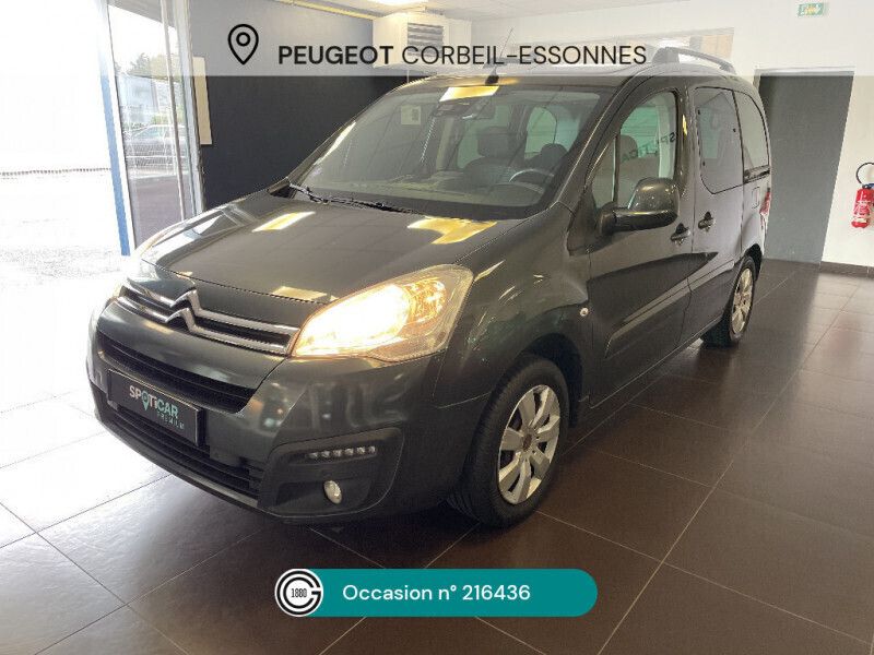 Gris Utilisé 2017 Citroën Berlingo PureTech Monospace | 14 480 € (Prix juste) - Image 1/4