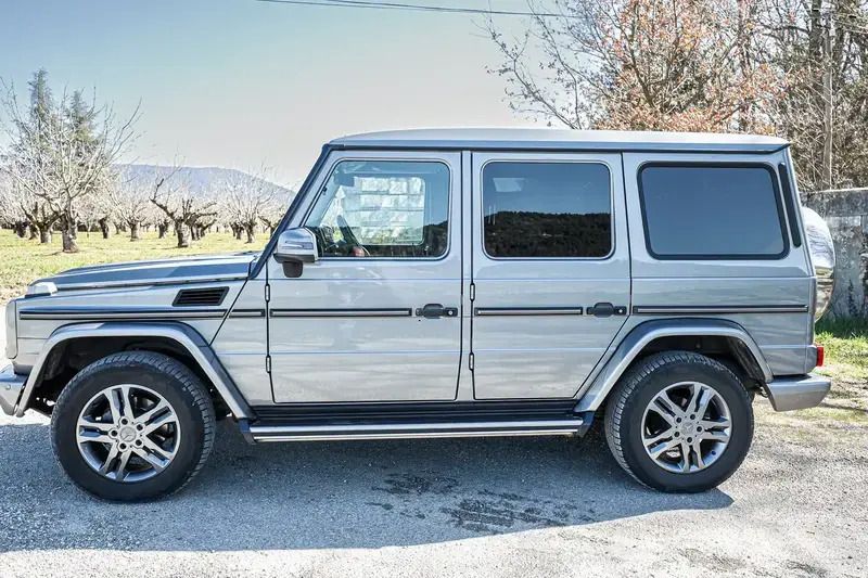 Gris Utilisé 2014 Mercedes G350 SUV | 62 000 € - Image 1/4