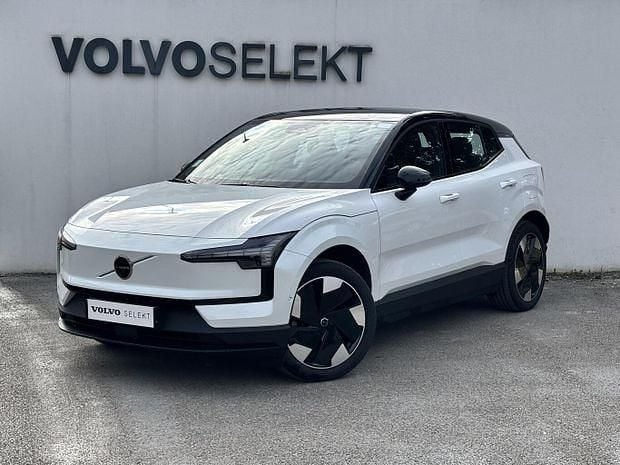 Noir Utilisé 2024 Volvo EX30 Ultra SUV | 30 780 € (Bon prix) - Image 1/4