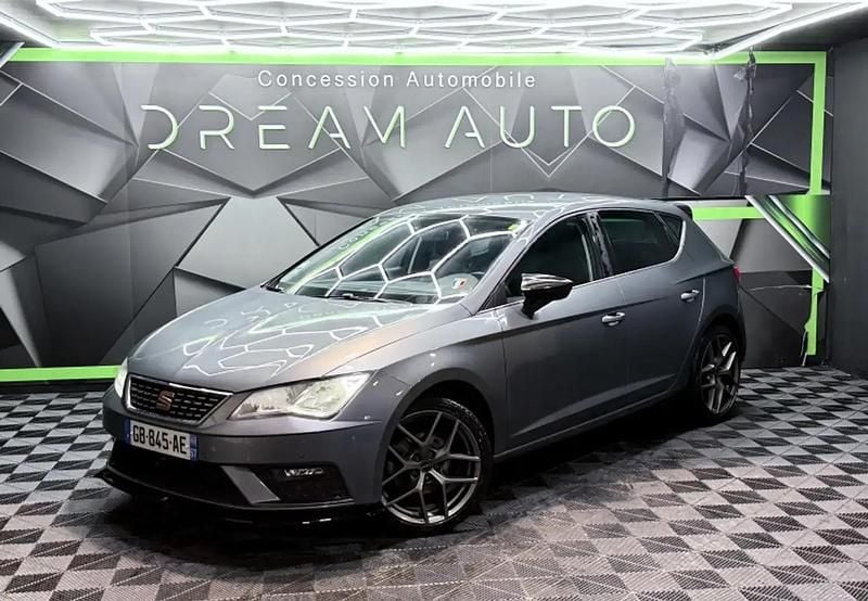 Gris Occasion 2018 Seat Leon XCELLENCE Berline | 12 490 € (Super prix) - Image 1/4