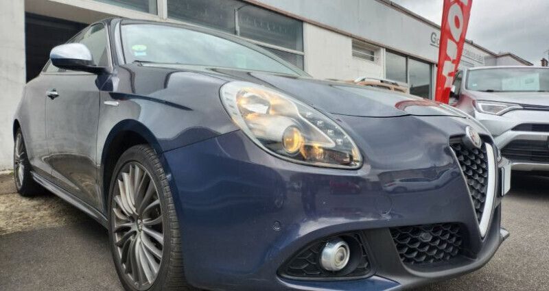 Brun Utilisé 2016 Alfa Romeo Giulietta Citadine | 11 990 € (Prix assez cher) - Image 1/4