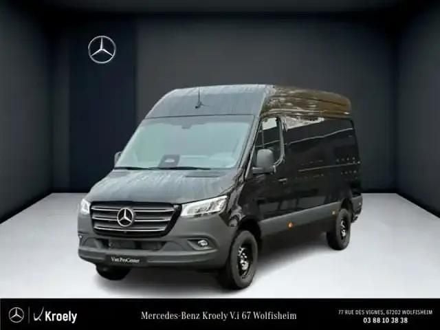 Nouvelle Mercedes Sprinter 2025 Noir Van