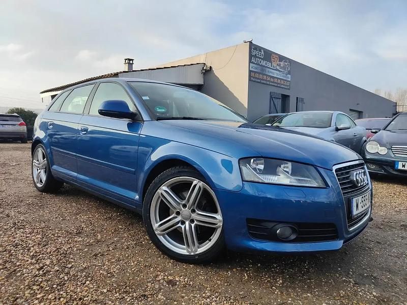 Bleu Occasion 2009 Audi A3 Ambition Berline | 8 999 € (Prix juste) - Image 1/4