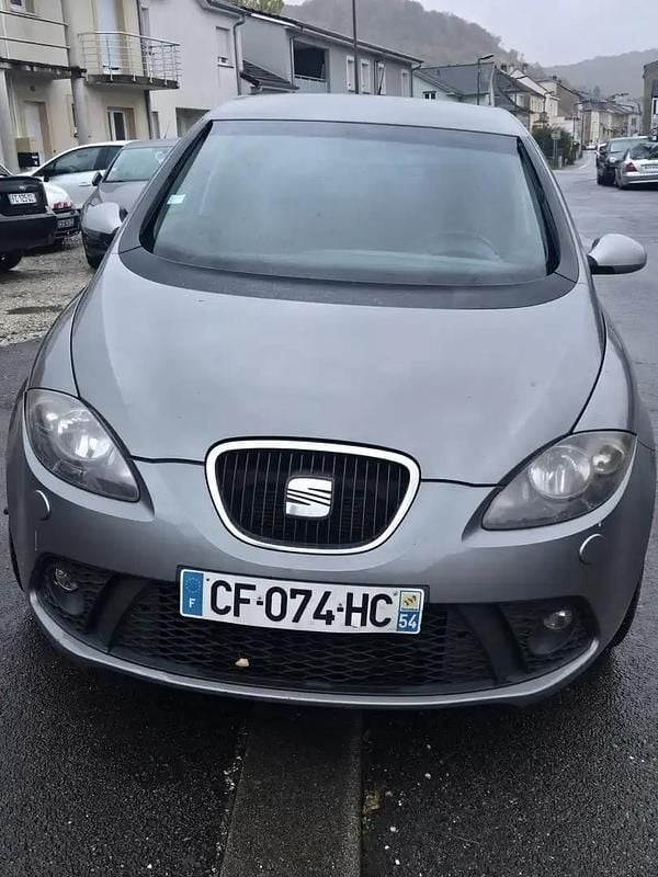 Argent Utilisé 2006 Seat Altea FR Monospace | 2 100 € - Image 1/4