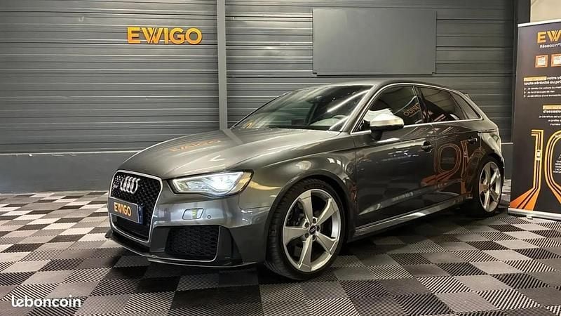 Gris Occasion 2015 Audi RS3 Sport Berline | 32 990 € (Prix juste) - Image 1/4
