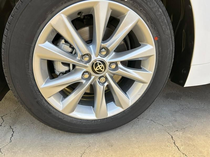 Occasion Toyota Corolla Business Edition 140 ch (102 kW) 2025 Citadine