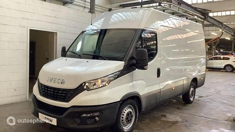Blanc Utilisé 2020 Iveco 35.12 Van | 24 799 € - Image 1/4