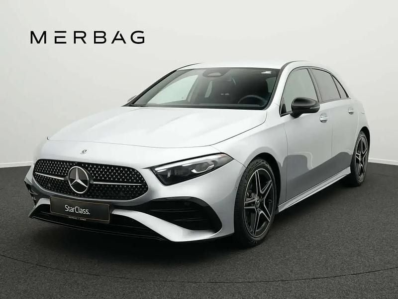 Argent Occasion 2025 Mercedes A200 AMG line Berline | 35 490 € (Prix juste) - Image 1/4
