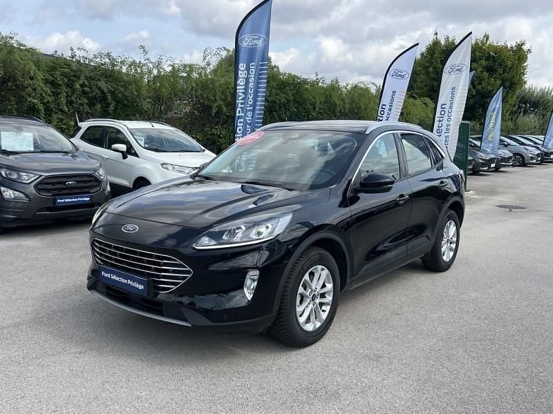 Noir agate mã©tallisã©e Utilisé 2024 Ford Kuga Titanium SUV | 28 999 € (Prix juste) - Image 1/4